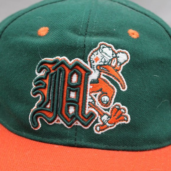 Miamin Hurricanes Hat (VTG) - Thick Graphics by TOP - Adult Fitted 7 3/8 - Picture 2 of 9